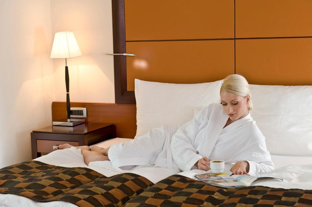 Aparthotel Premier Podgorica Zimmer foto