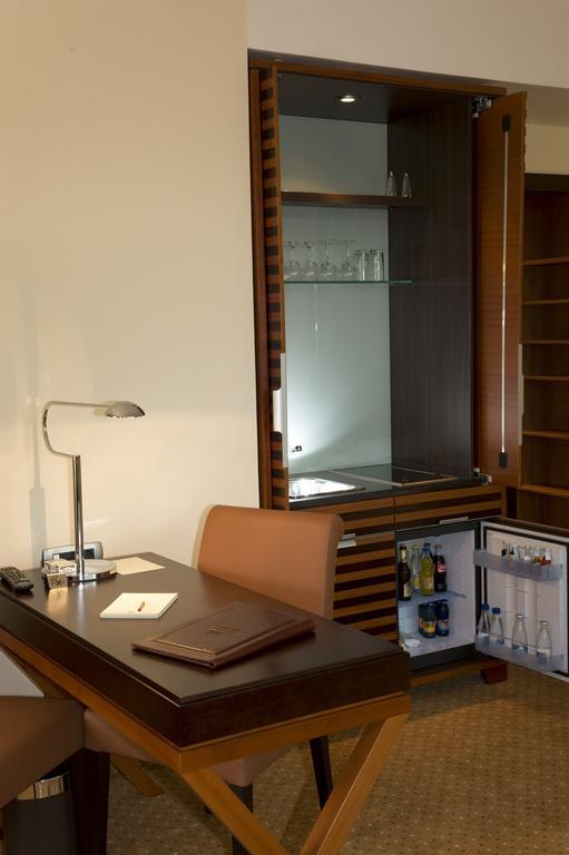 Aparthotel Premier Podgorica Zimmer foto
