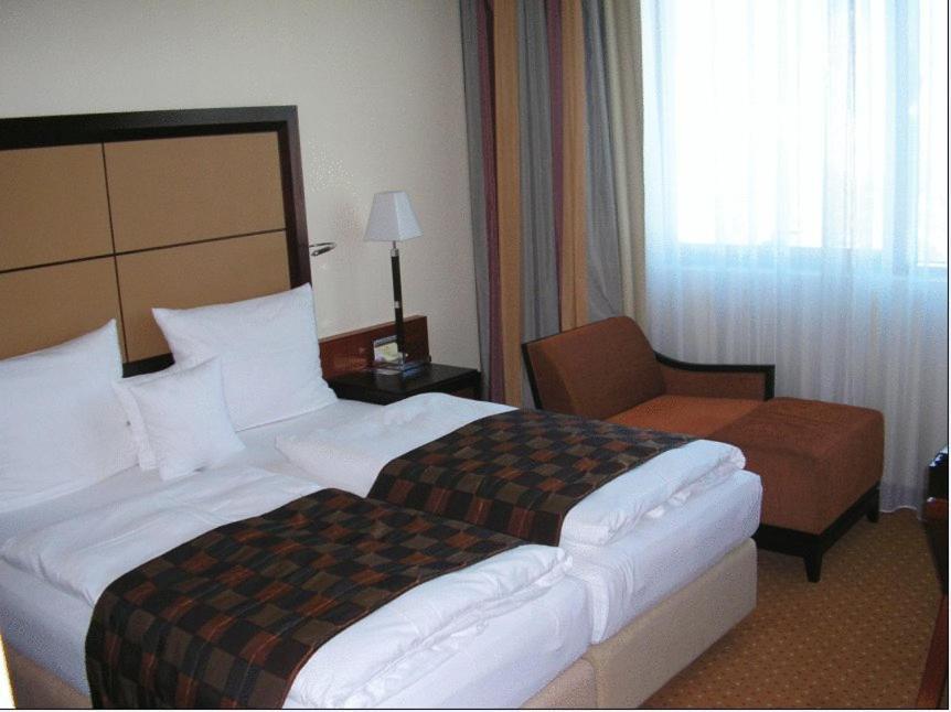 Aparthotel Premier Podgorica Zimmer foto